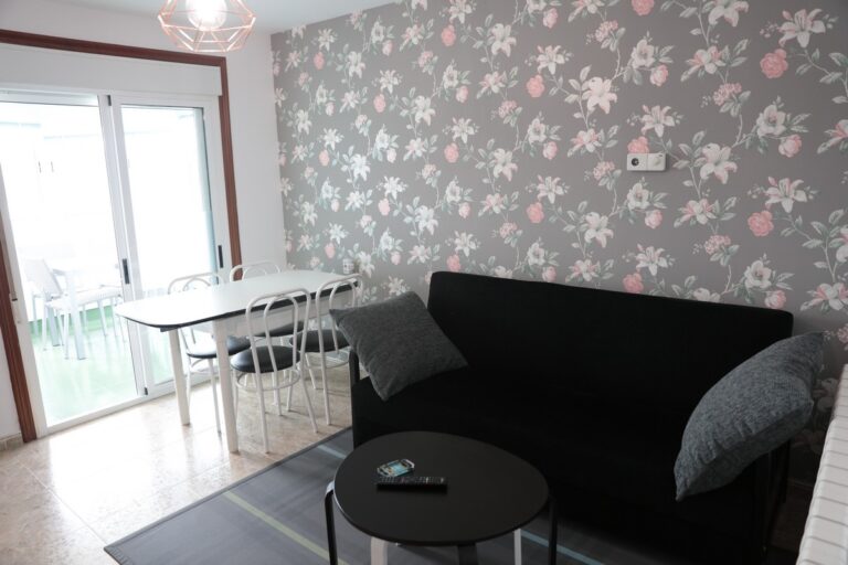 Salon en Apartamento portomarin 768x512