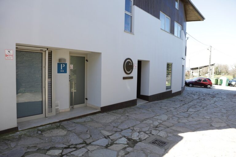 casa cines 17 768x512