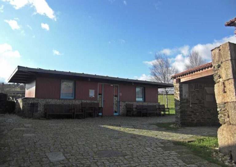 albergue publico ribadiso 1 web 768x544