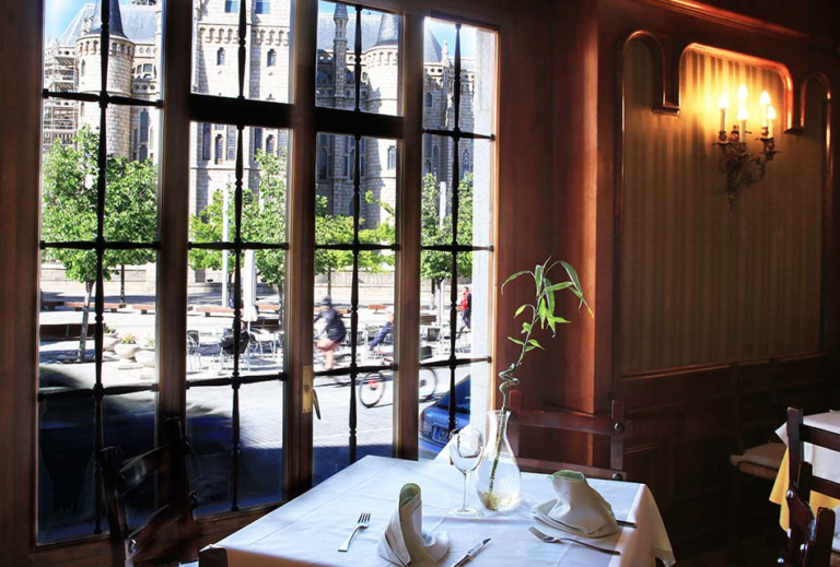 restaurante gaudi astorga 768x519