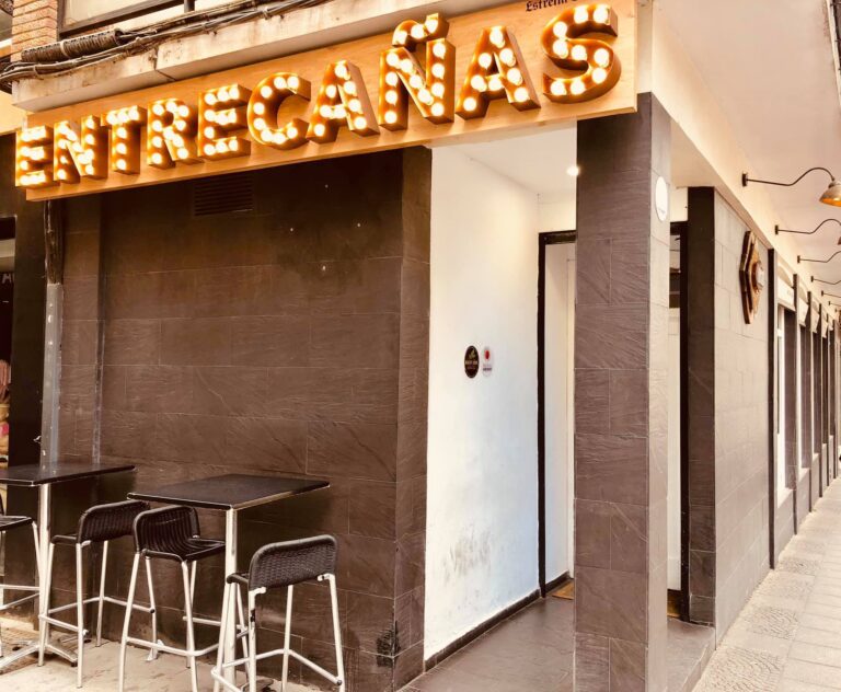 Bar de Tapas Entrecanas4 768x632