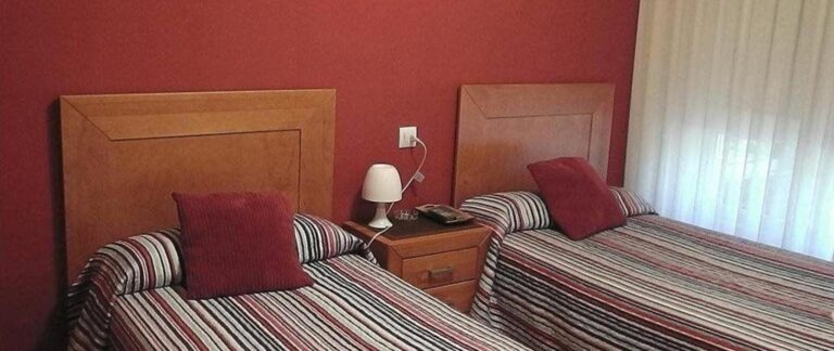 Hostal Vegadeo4 768x324