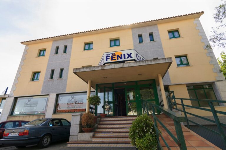 Hotel Restaurante Fenix11 768x512