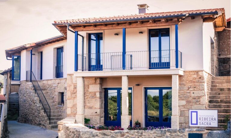 Apartamentos Ribeira Sacra 768x461