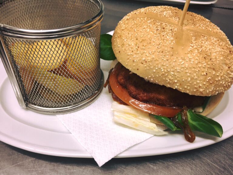 Cafeteria Venus7 768x576