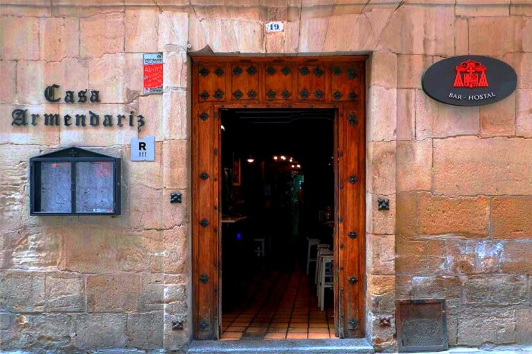 Casa Armendariz2 768x512