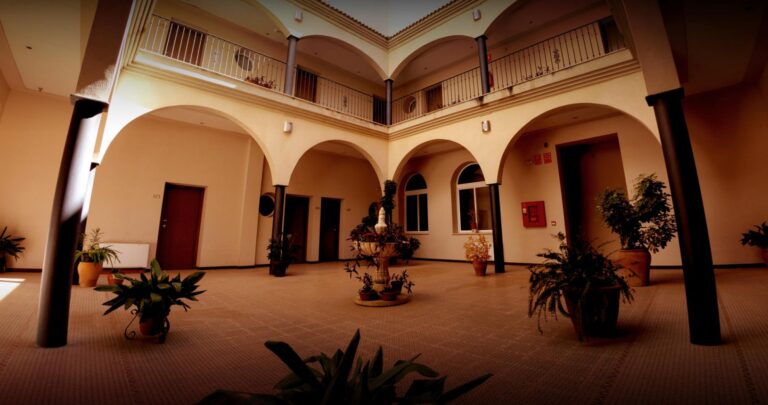 Hotel Ciudad del Renacimiento 768x405