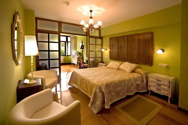 casaviejadelsastre cabecera 768x512