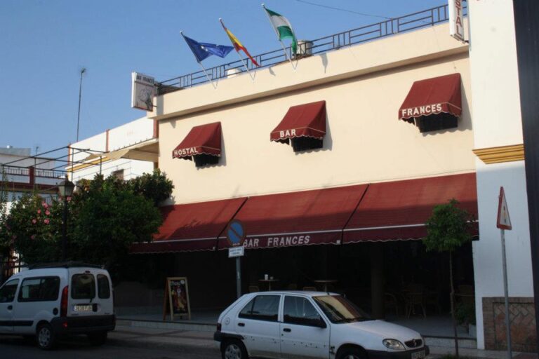 hostal bar frances 2 1 768x512