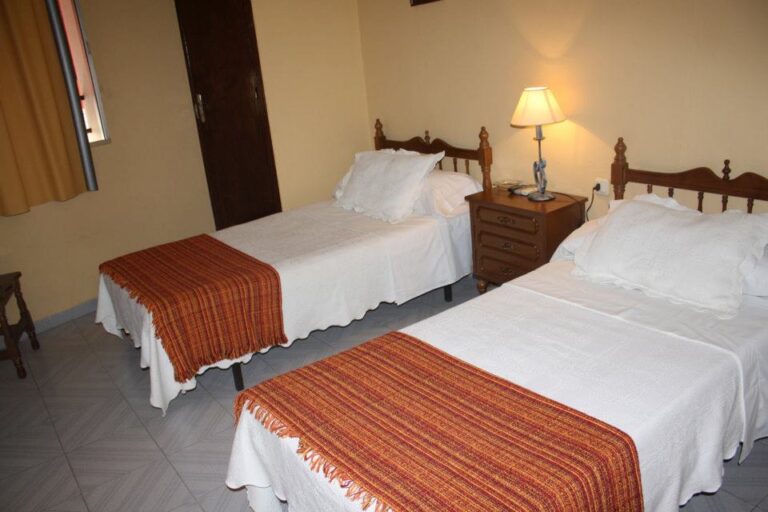 hostal bar frances 3 1 768x512