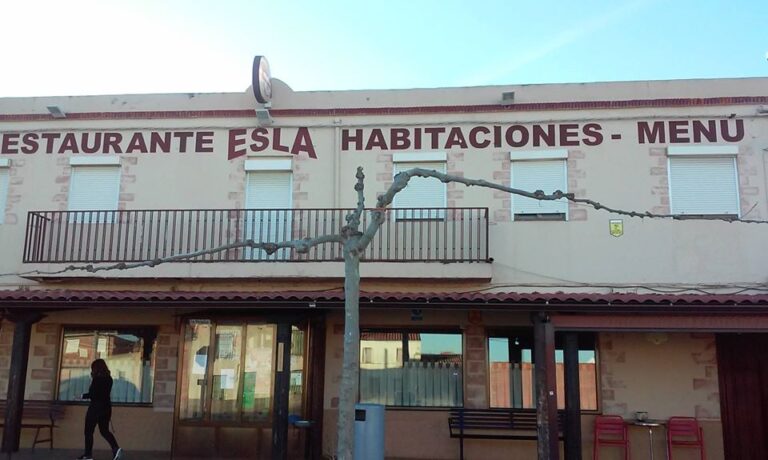 bar restaurante esla 7 768x460