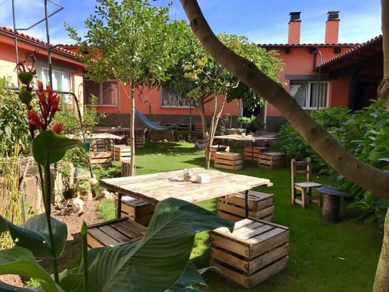 22467314 1628816443844927 4106040586197751280 o 768x576