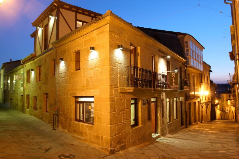 1979191 684571828250627 1181335984 o 768x512