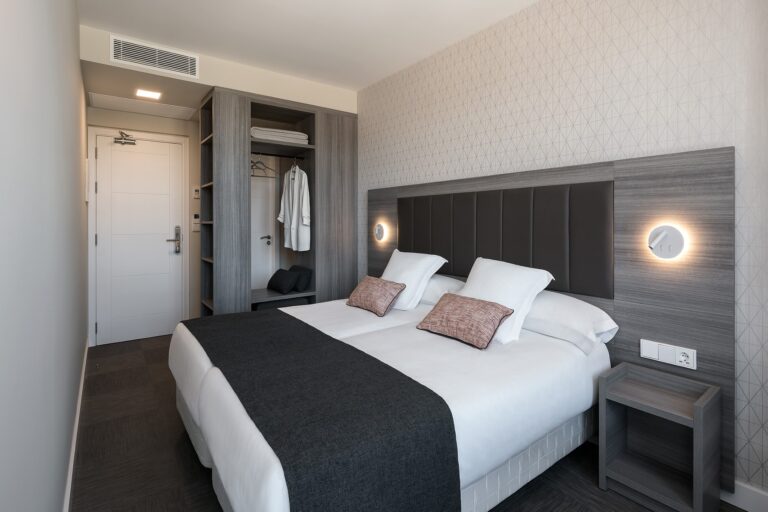 116878133 300144268088393 5483229940458991570 o 768x512