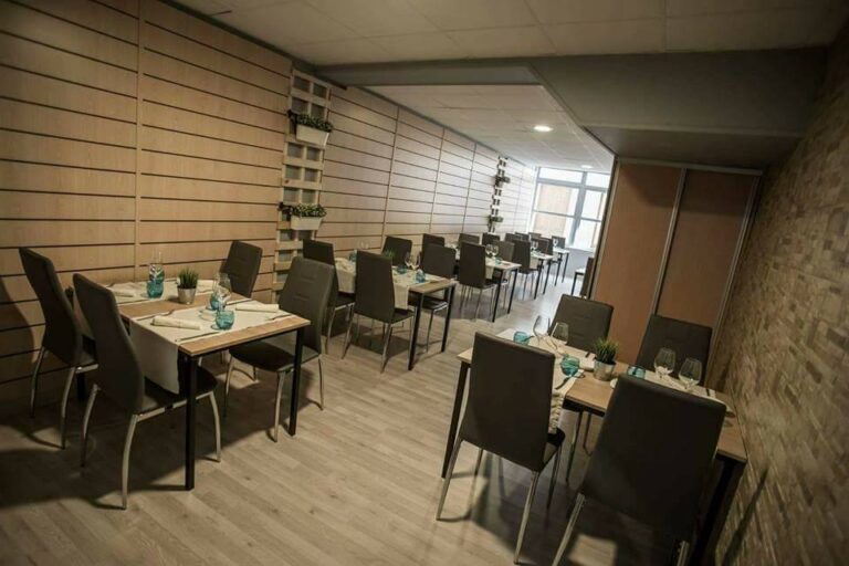 26903840 190019911740973 3454180098816183388 n 768x512